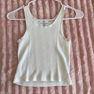 brandy melville white cropped tank top
